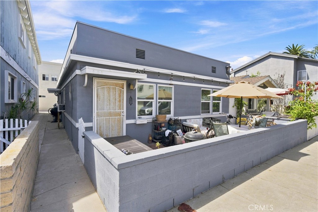203 6th Street Property Photo 11