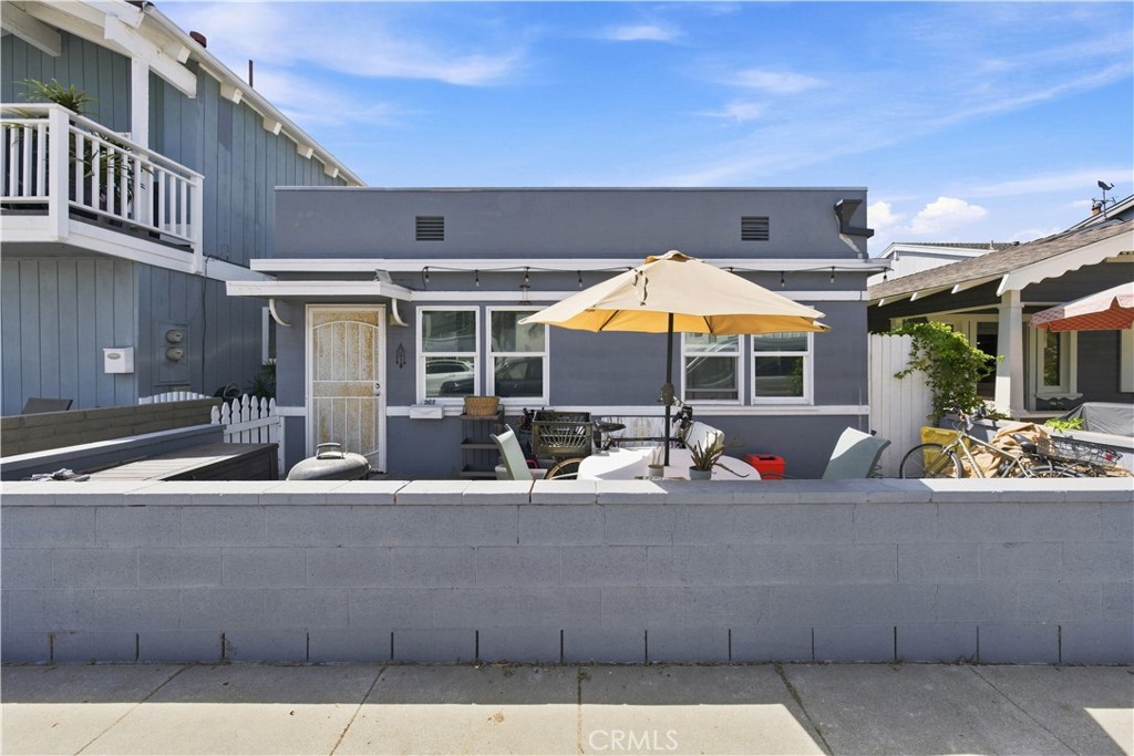203 6th Street Property Photo 12