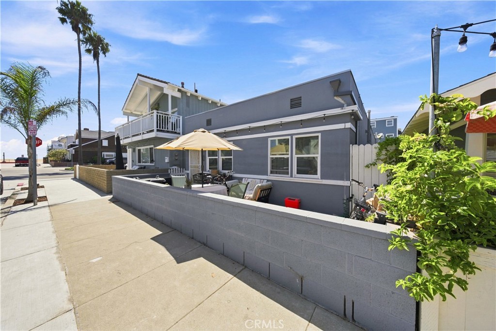203 6th Street Property Photo 13