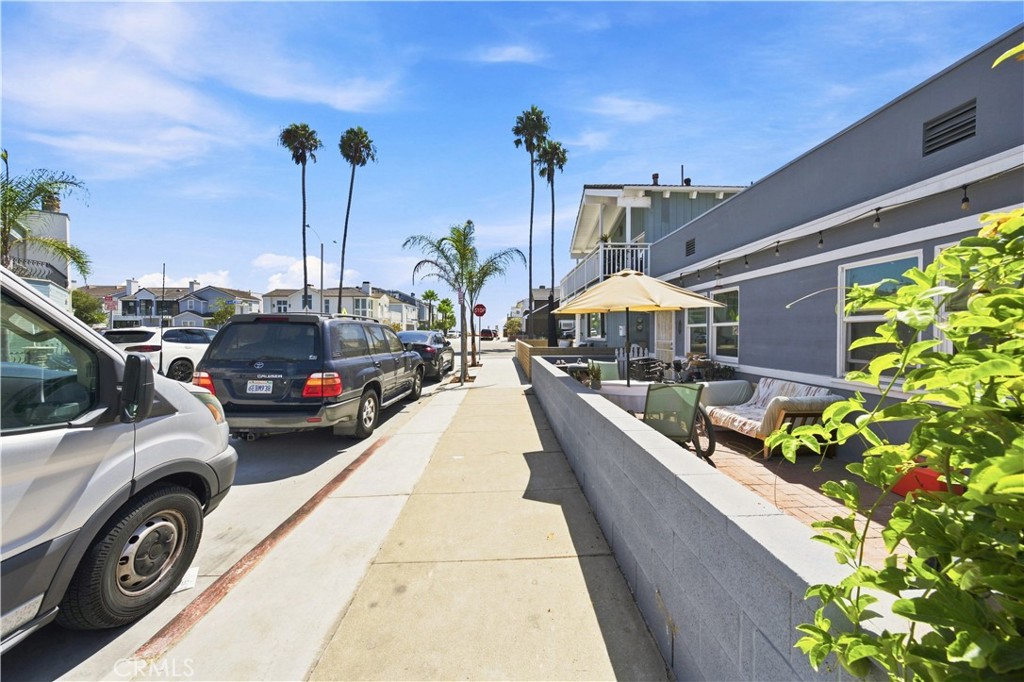 203 6th Street Property Photo 14