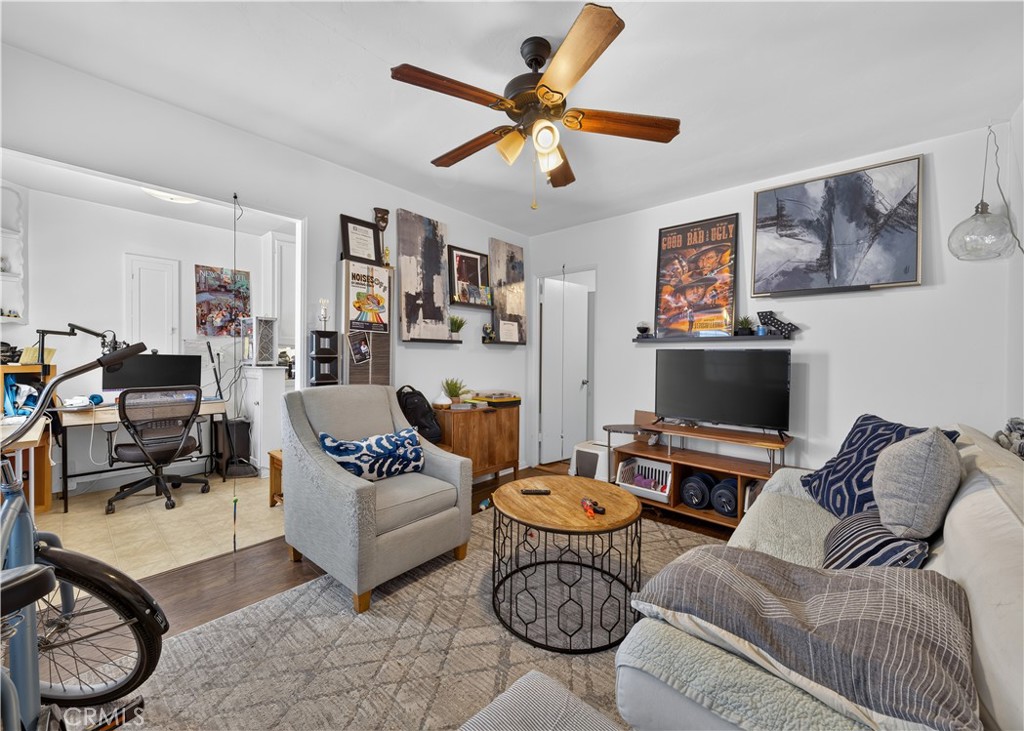 203 6th Street Property Photo 17