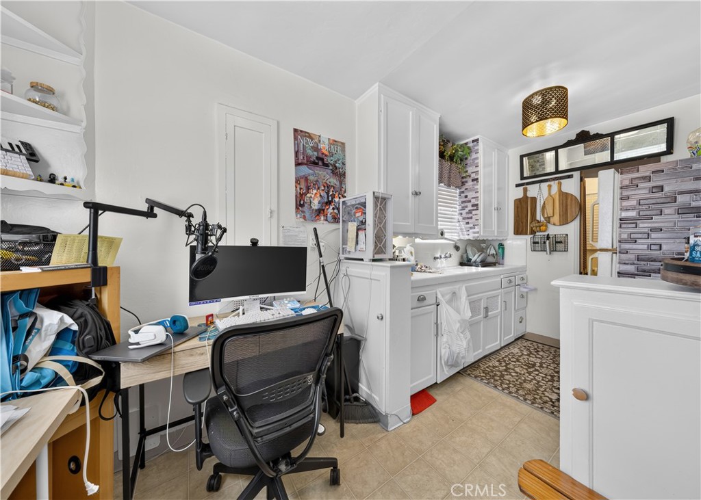 203 6th Street Property Photo 19