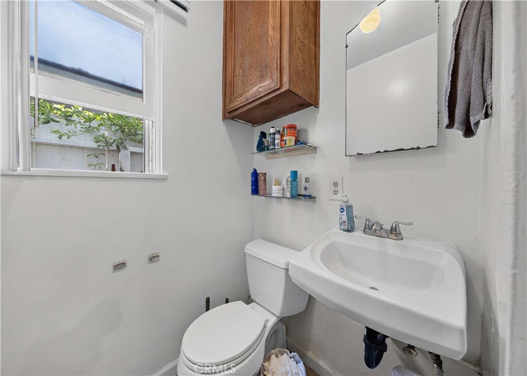 203 6th Street Property Photo 25