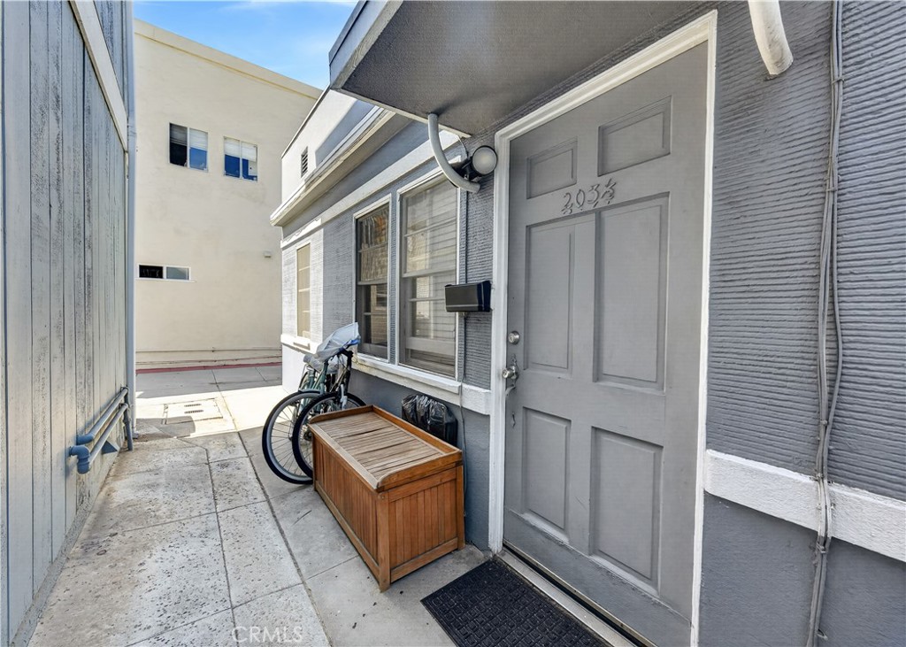 203 6th Street Property Photo 31