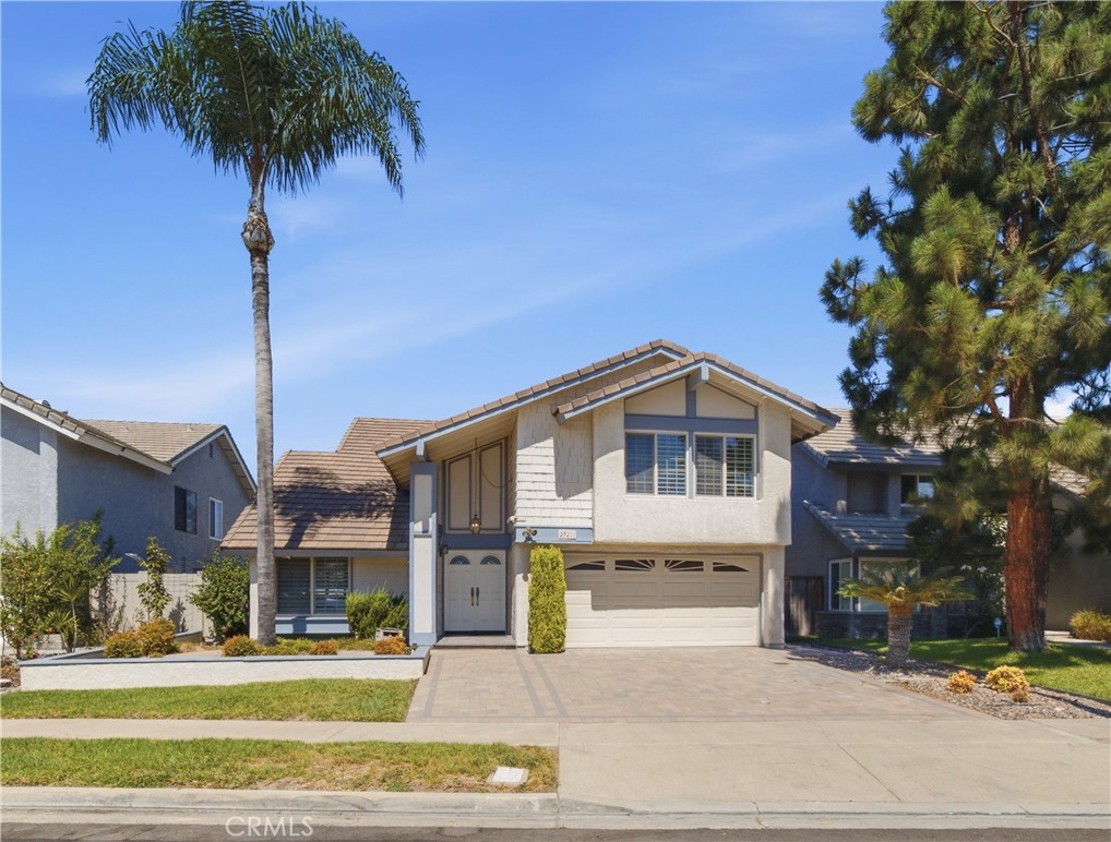 25211 Cinnamon Property Photo 1