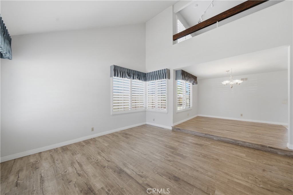 25211 Cinnamon Property Photo 4