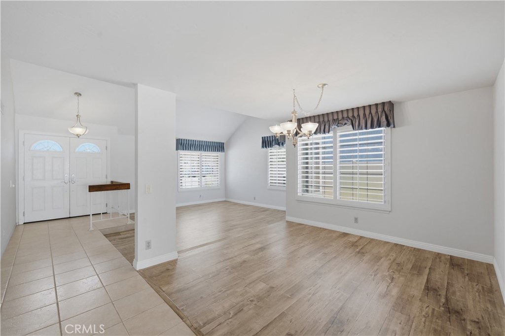 25211 Cinnamon Property Photo 7