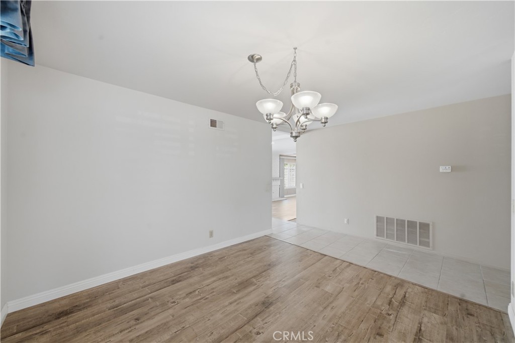 25211 Cinnamon Property Photo 9