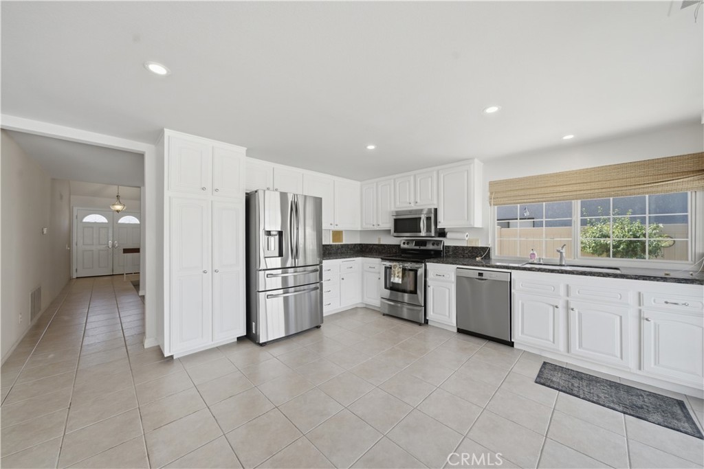 25211 Cinnamon Property Photo 13