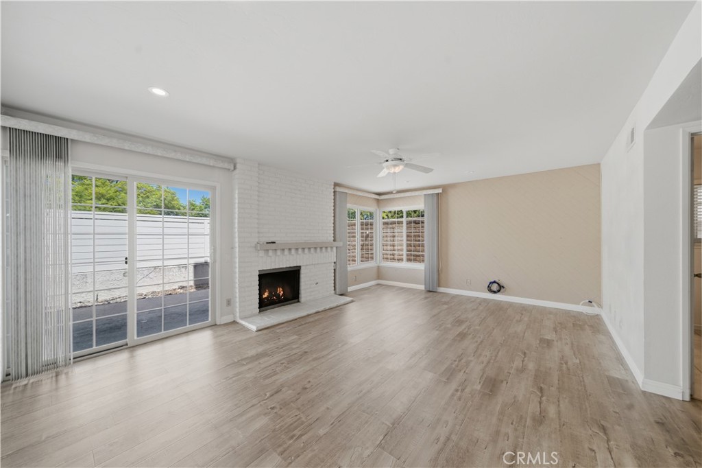 25211 Cinnamon Property Photo 16