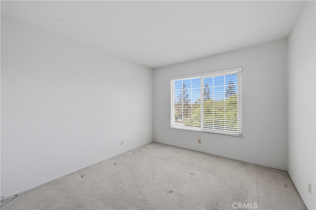 25211 Cinnamon Property Photo 25