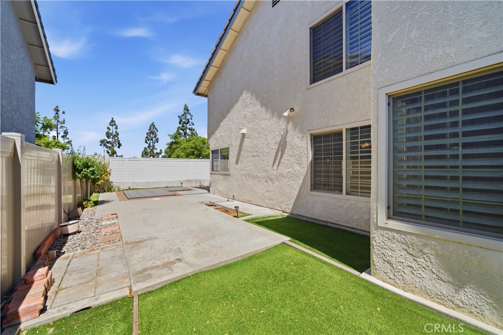 25211 Cinnamon Property Photo 39
