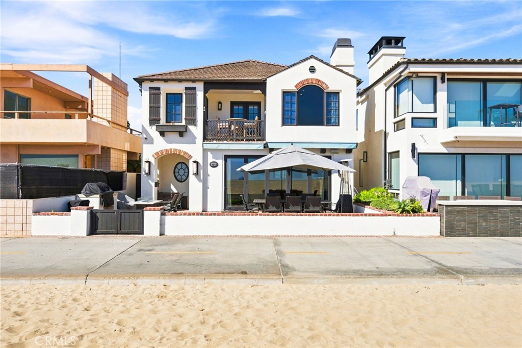 1228 W Oceanfront Property Photo 1