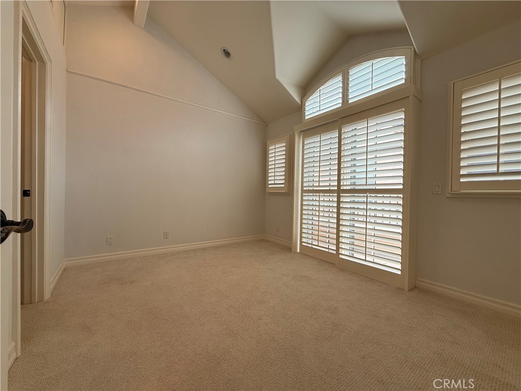 503 1/2 Begonia Avenue Property Photo 9
