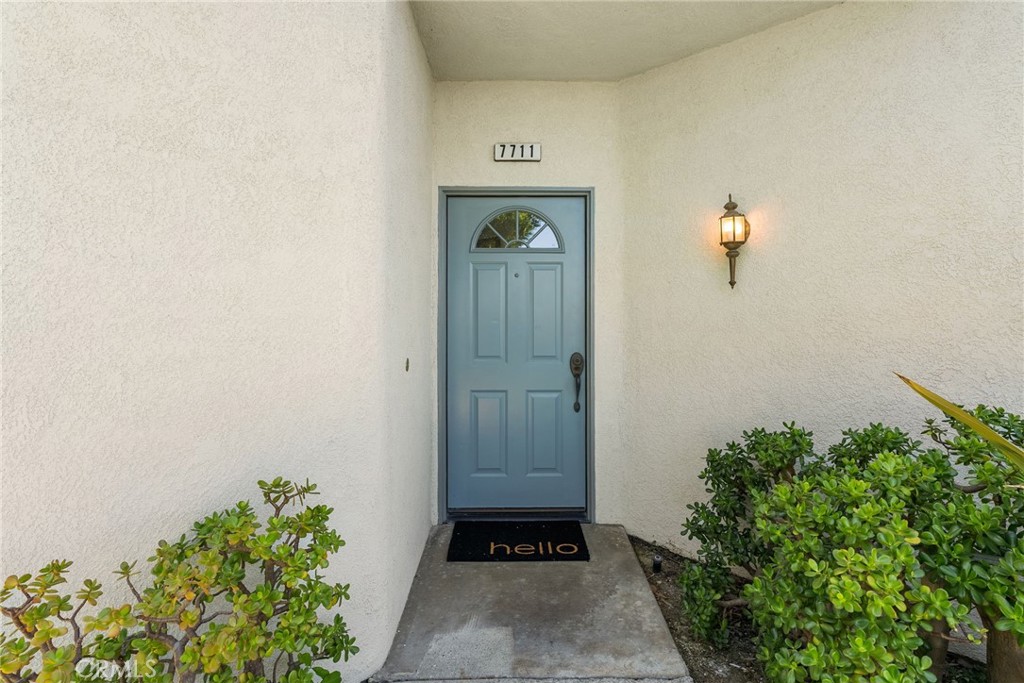 7711 E Viewrim Property Photo 1