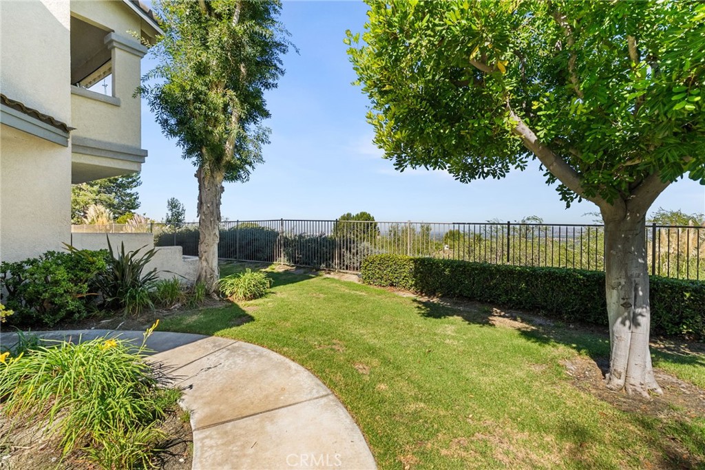 7711 E Viewrim Property Photo 3
