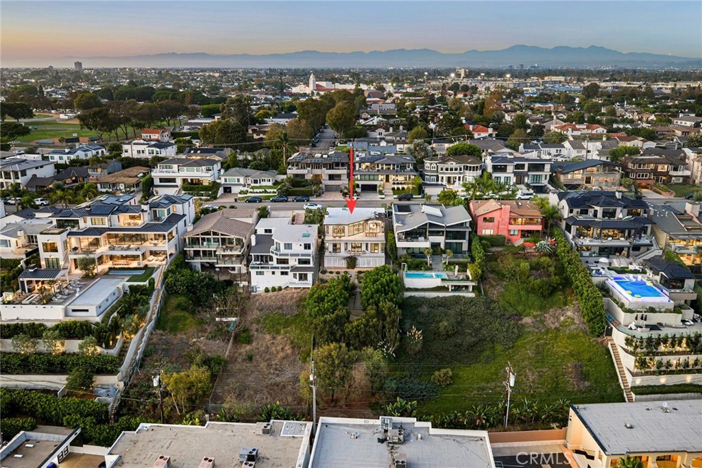 1021 Kings Road Property Photo 4