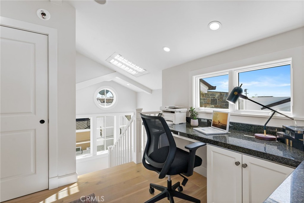 118 Sapphire Property Photo 33