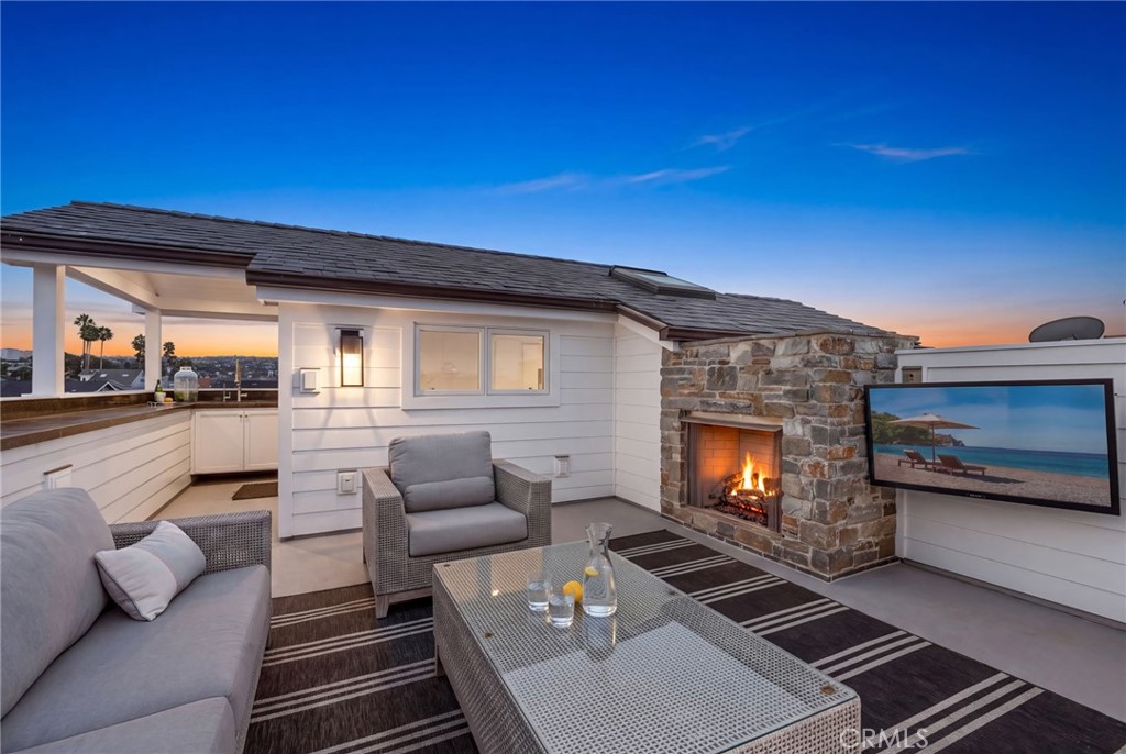 118 Sapphire Property Photo 37