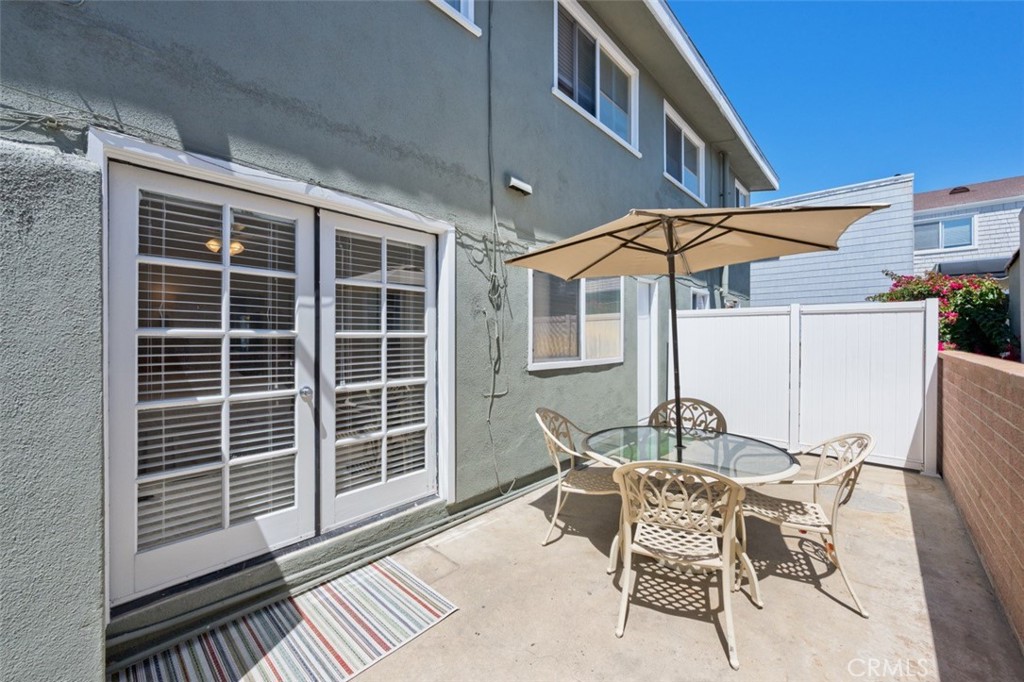1733 W Balboa Boulevard Property Photo 15