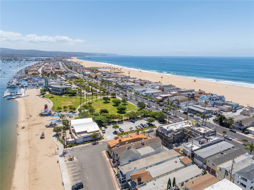 1733 W Balboa Boulevard Property Photo 16