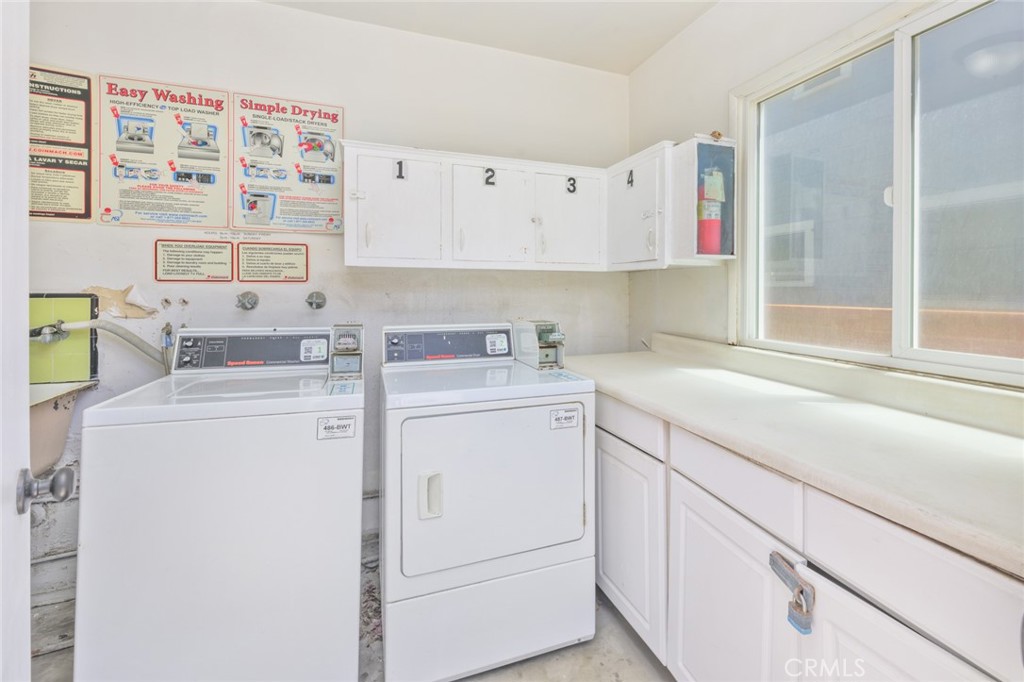 1733 W Balboa Boulevard Property Photo 35