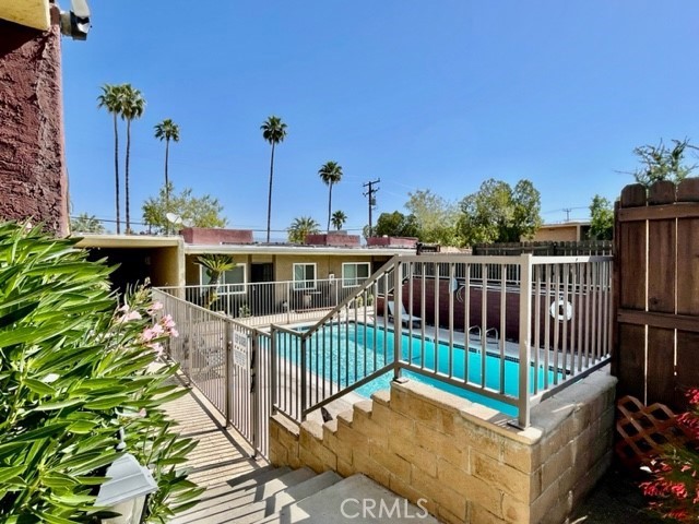 68460 Kings Road B Property Photo 3
