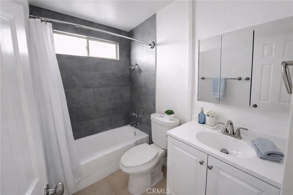 37111 Cathedral Canyon Drive 3 Property Photo 8