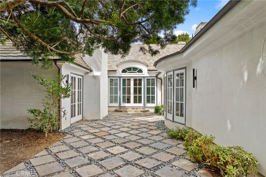 12 Torrey Pines Property Photo 2