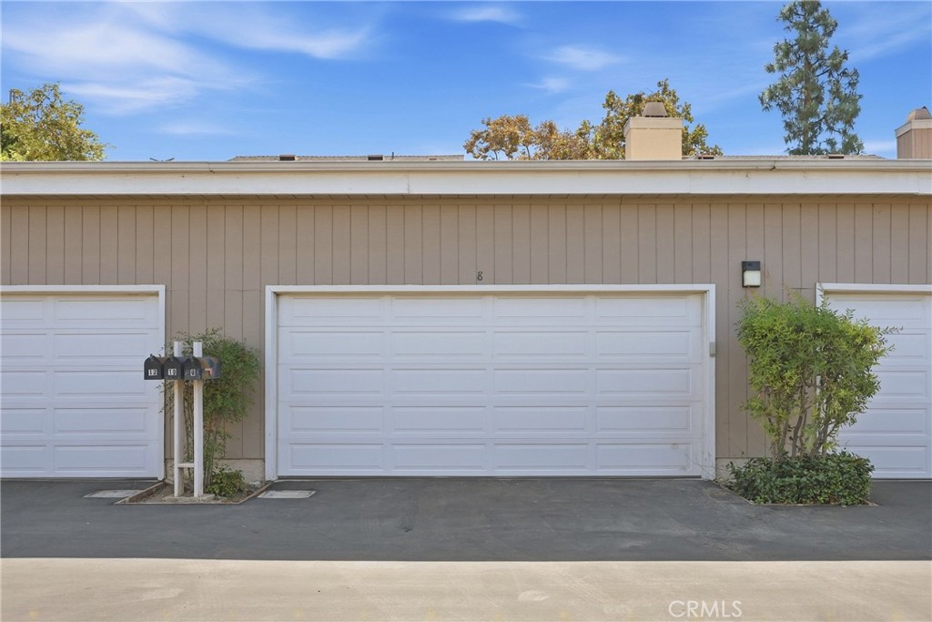 8 Silverwood Property Photo 25