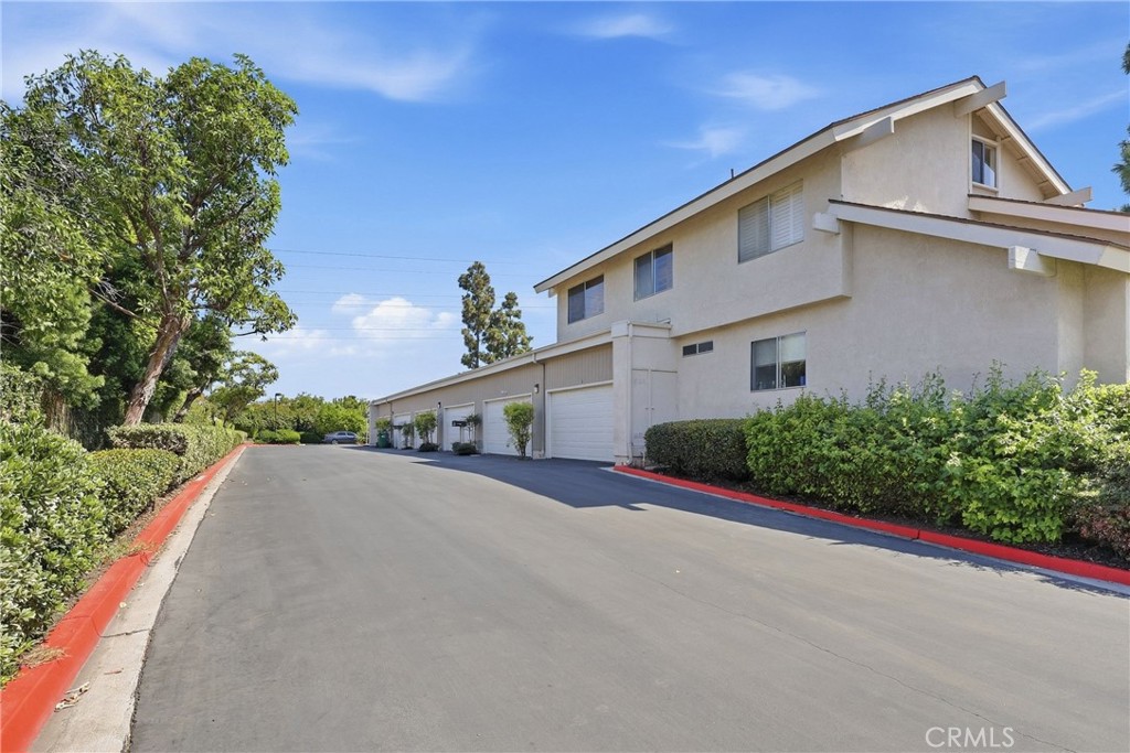 8 Silverwood Property Photo 27