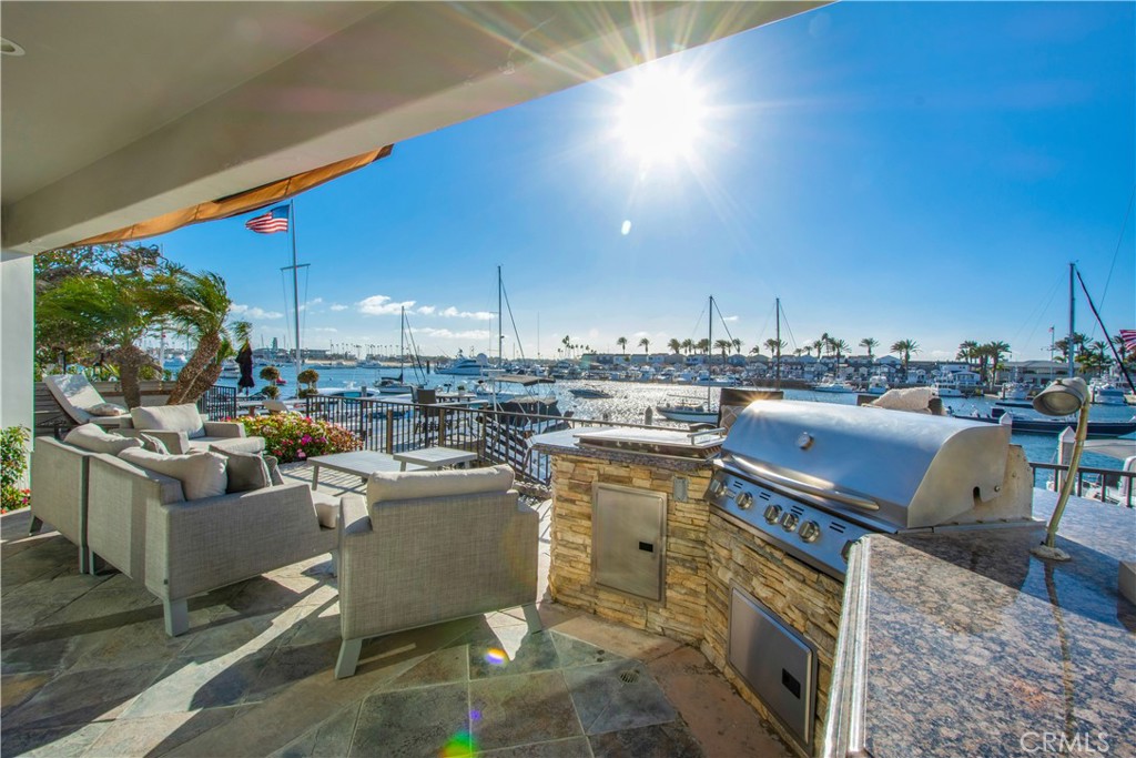 323 Via Lido Soud Property Photo 1