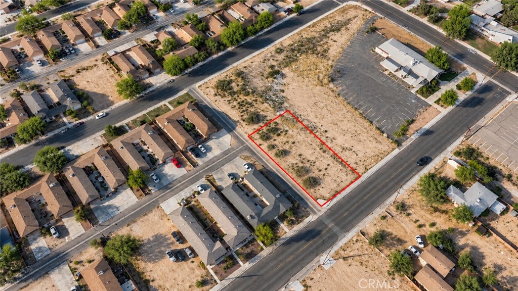 16628 Victor Property Photo 4