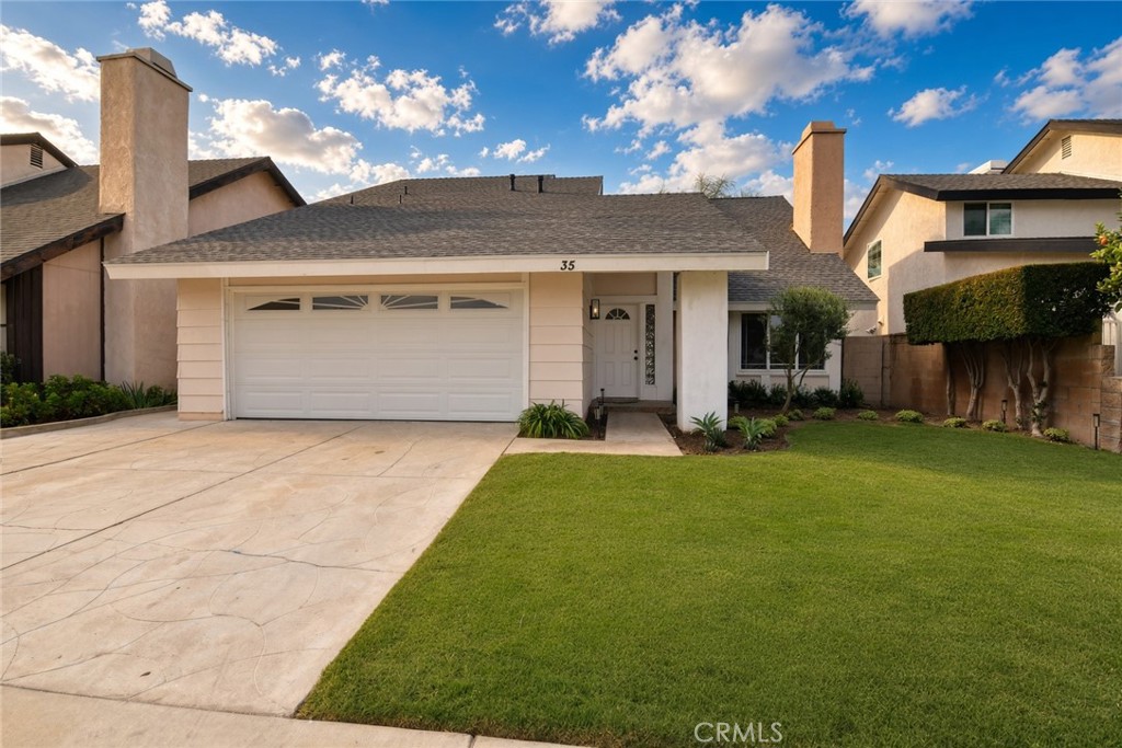 35 Lindberg Property Photo 1
