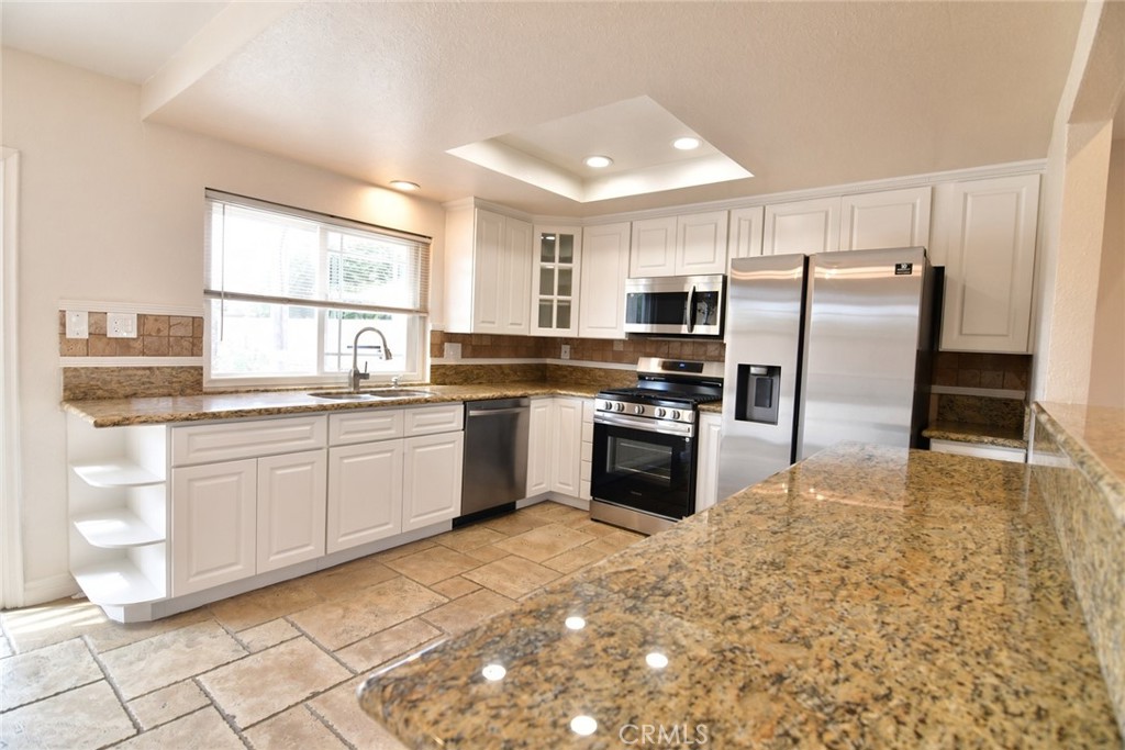 35 Lindberg Property Photo 11