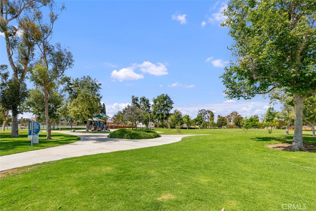 35 Lindberg Property Photo 23