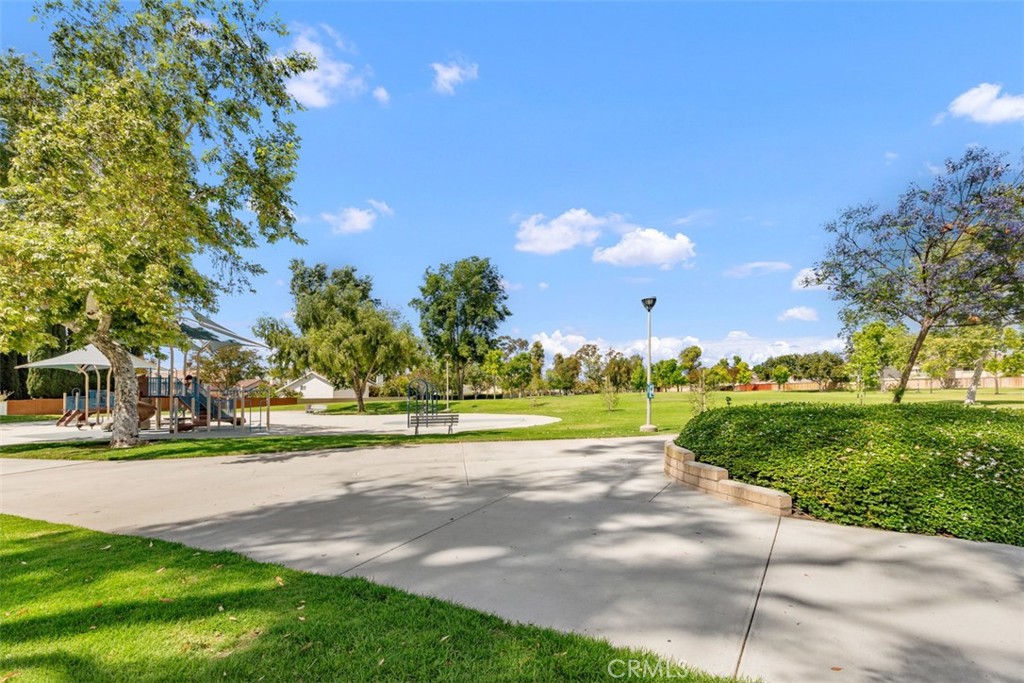 35 Lindberg Property Photo 24