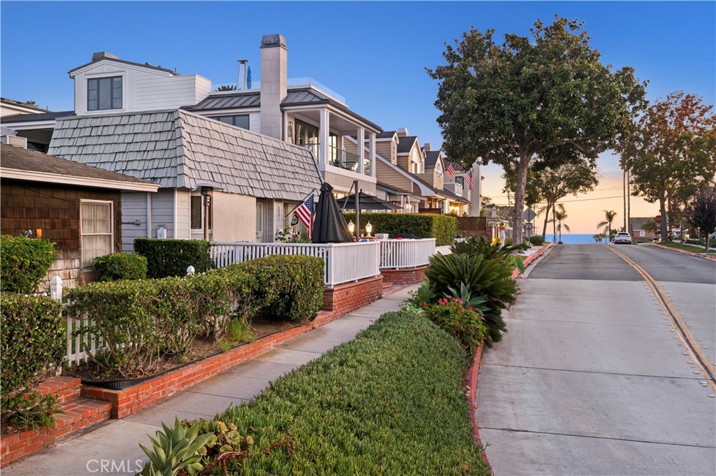 310 Fernleaf Property Photo 2