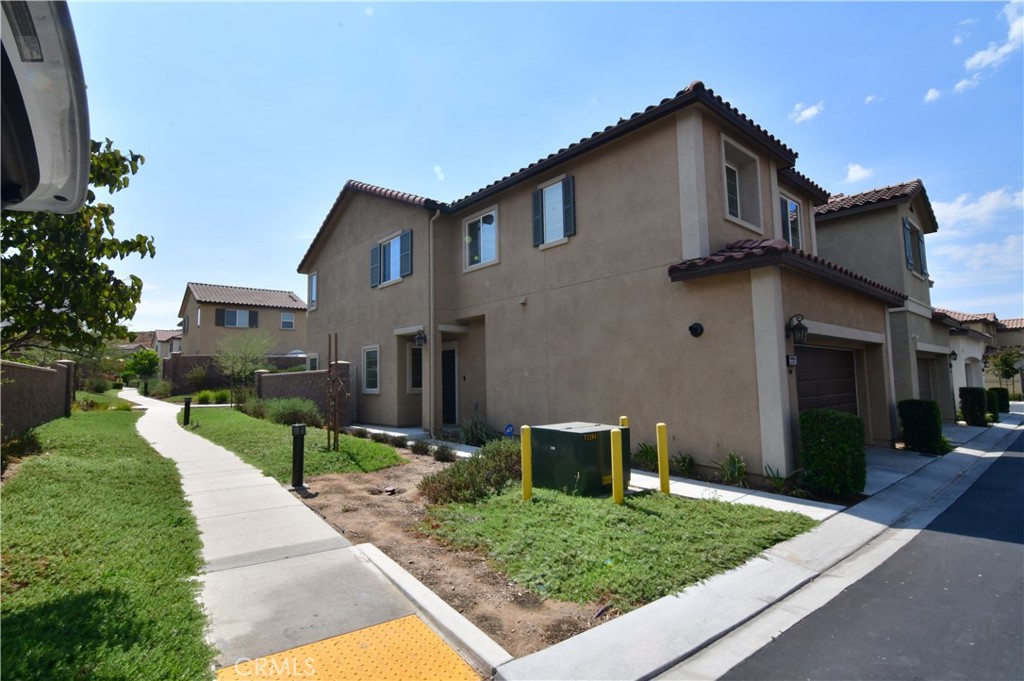 27371 Red Rock Rd Property Photo 1