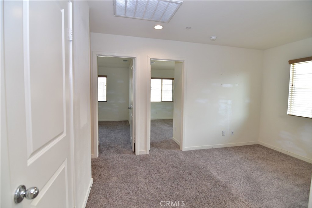 27371 Red Rock Rd Property Photo 8