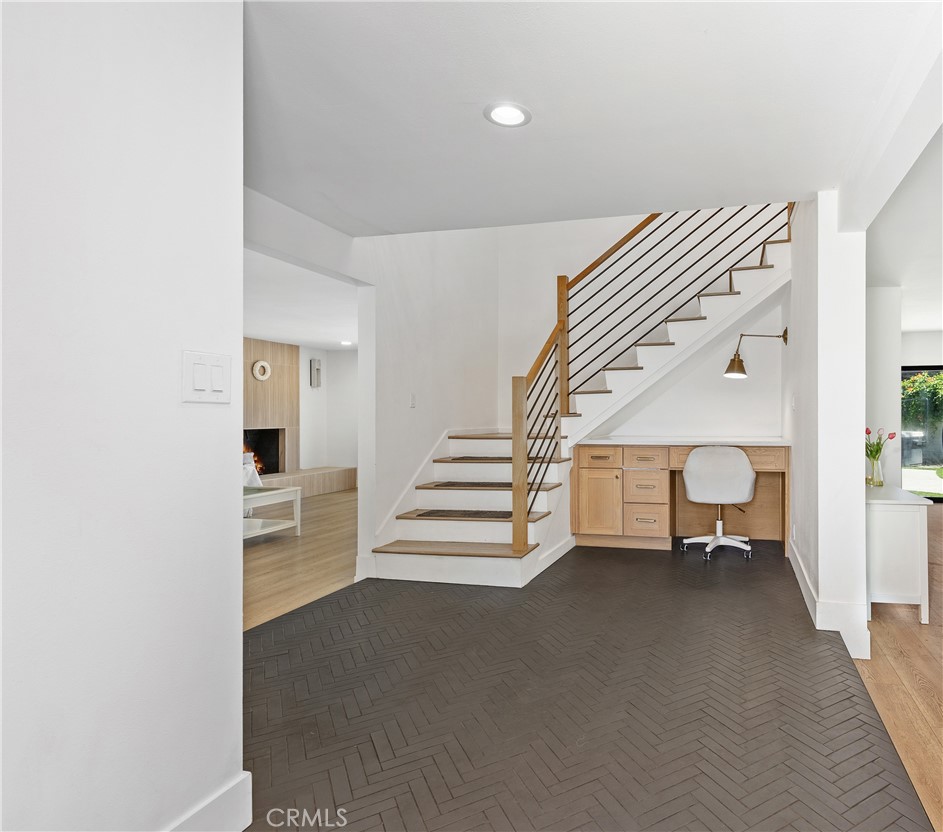 3550 Goldenrod Circle Property Photo 7