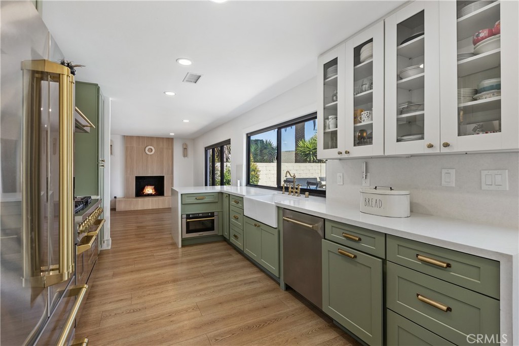 3550 Goldenrod Circle Property Photo 12