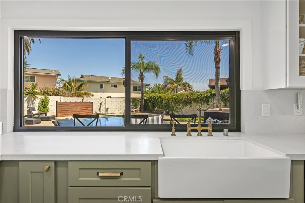 3550 Goldenrod Circle Property Photo 16