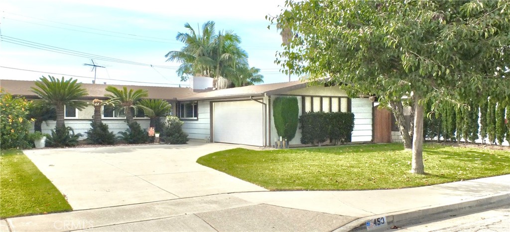 453 Princeton Drive Property Photo 1