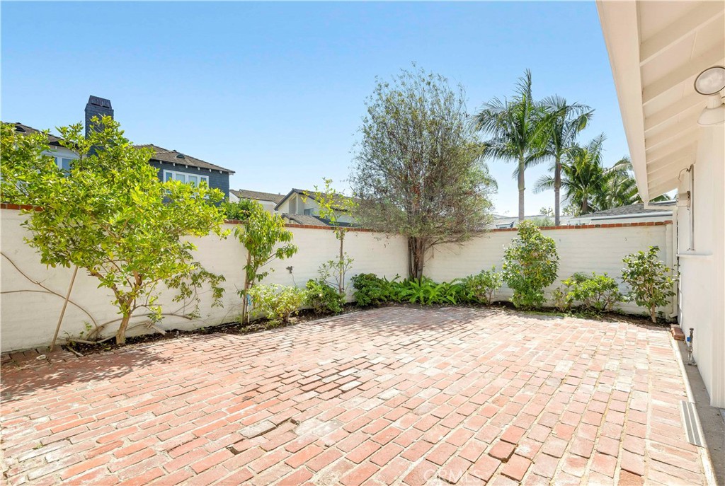 2562 Vista Drive Property Photo 12