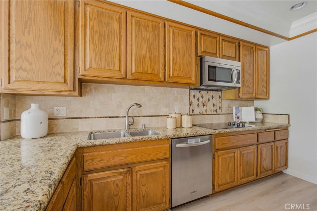 2952 Quedada Property Photo 15