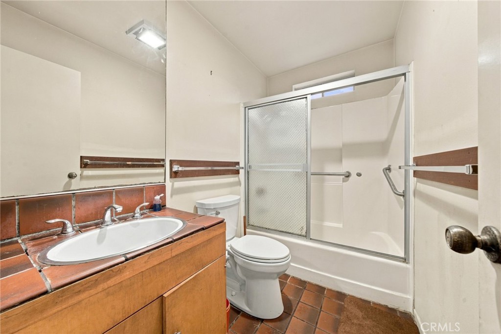 413 Santa Ana Property Photo 10