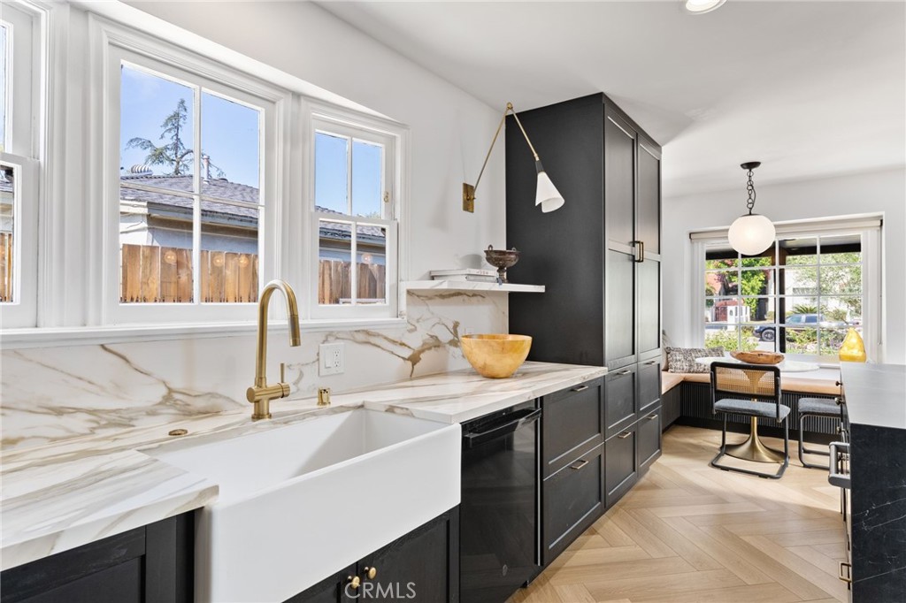 11110 Landale Street Property Photo 19
