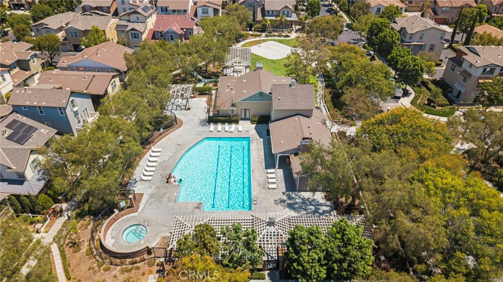 221 Landmark Property Photo 44