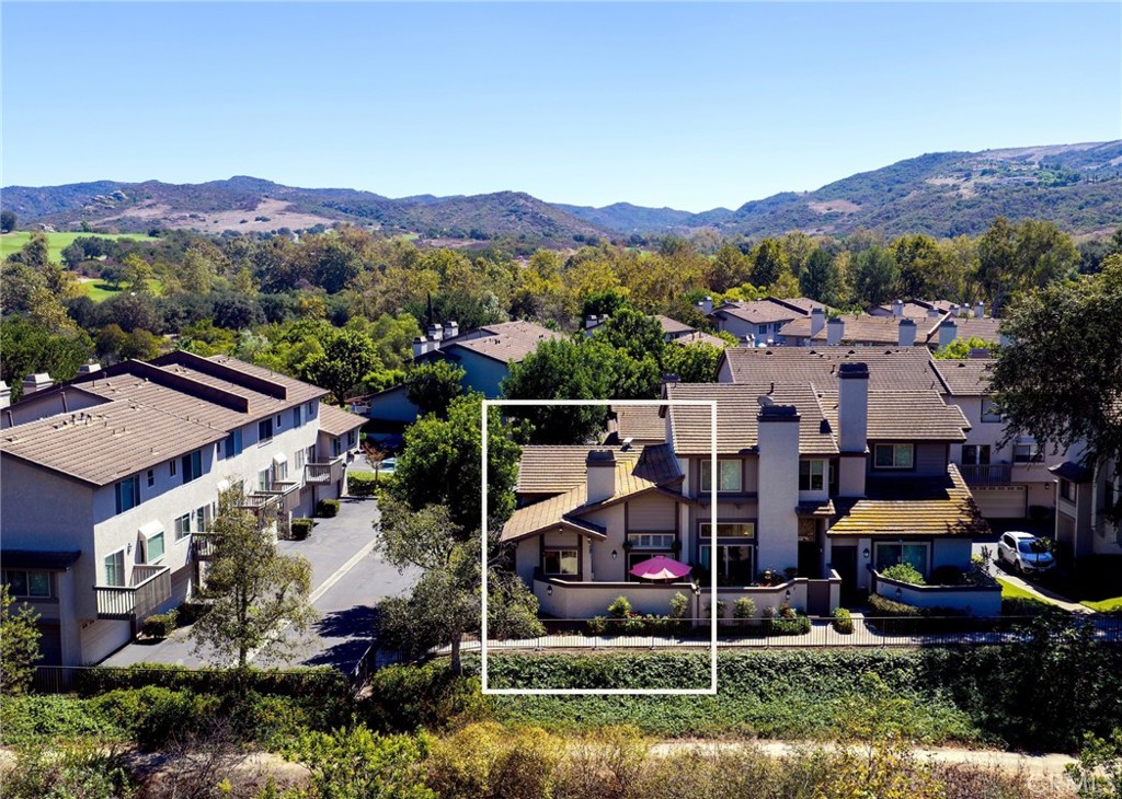 11 Sunshine Property Photo 1